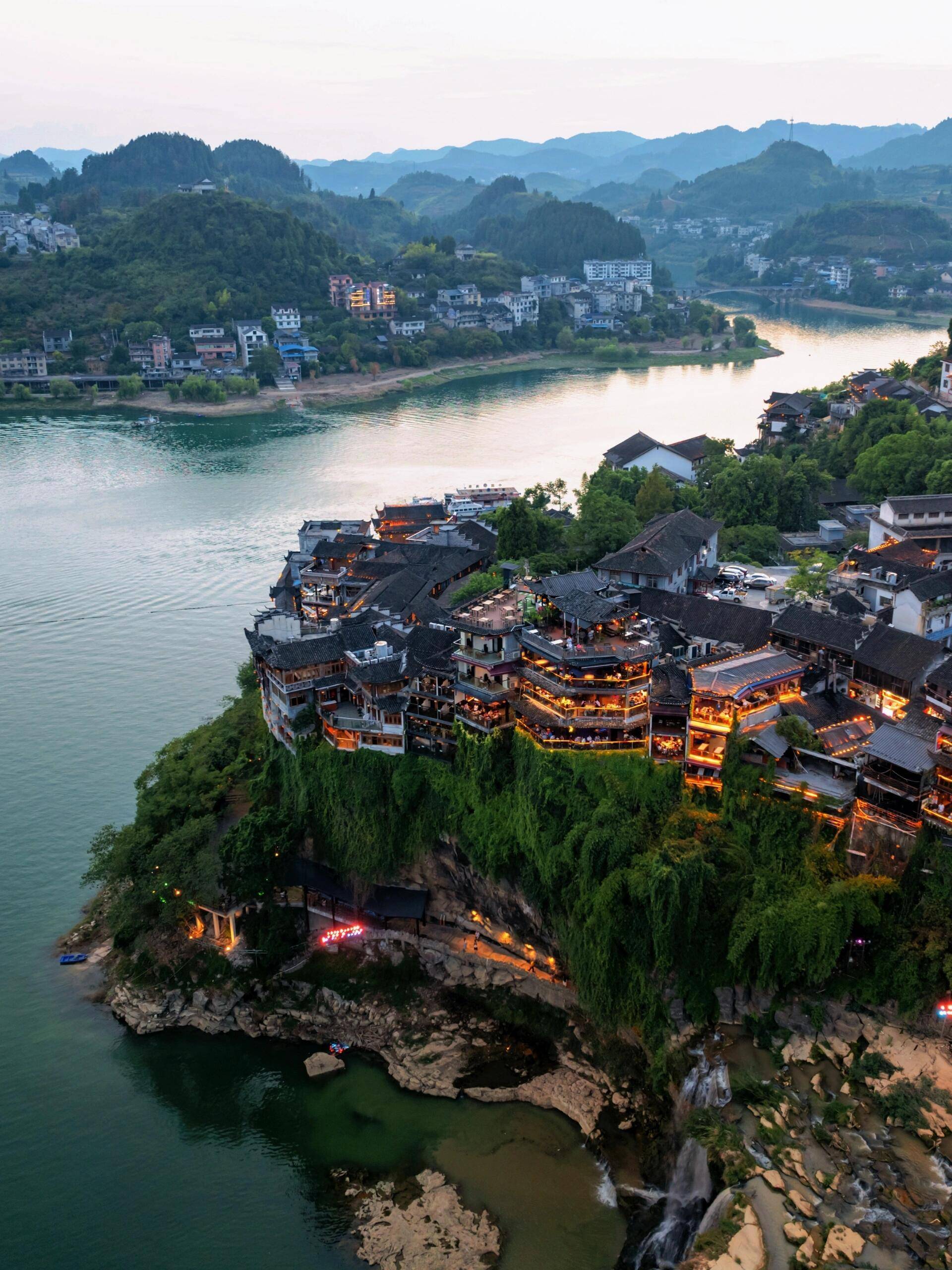 张家界凤凰旅游-张家界凤凰旅游攻略网