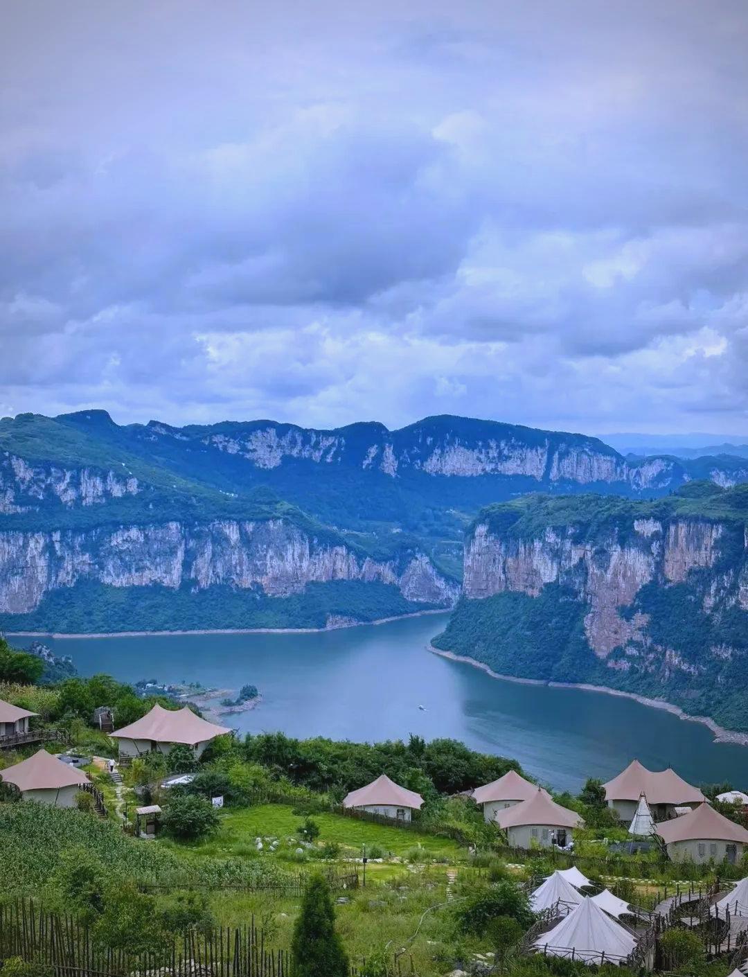 毕节旅游-毕节旅游景点自驾游攻略